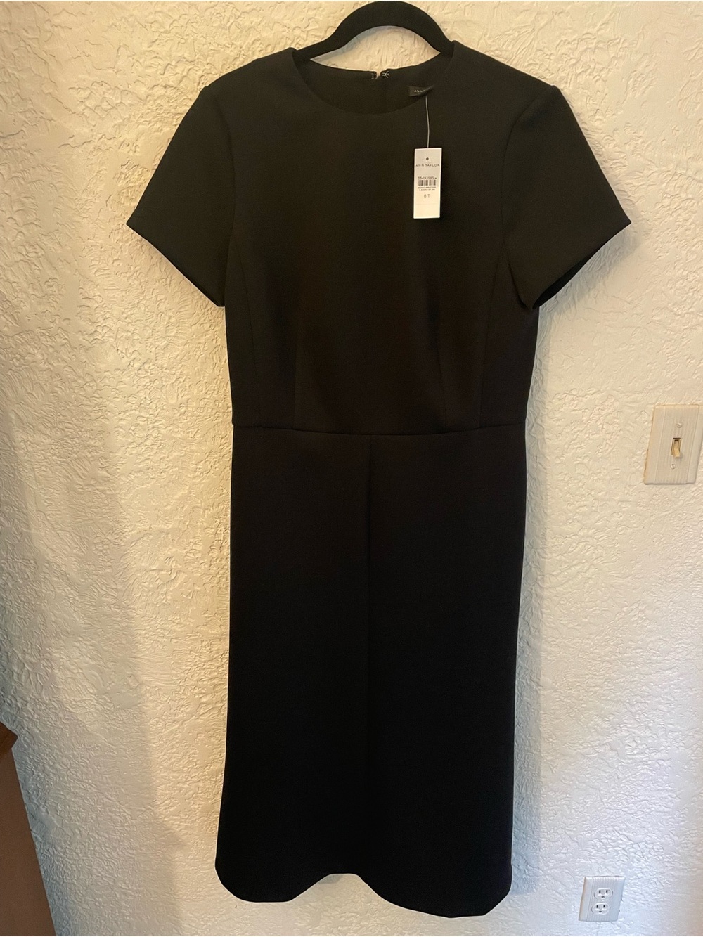 New Anne Taylor Women's Tall Black Short-Sleeve Sheath Dress